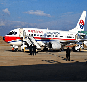 腾冲驼峰航空空运航空快运业稳步发展的原因是什么？